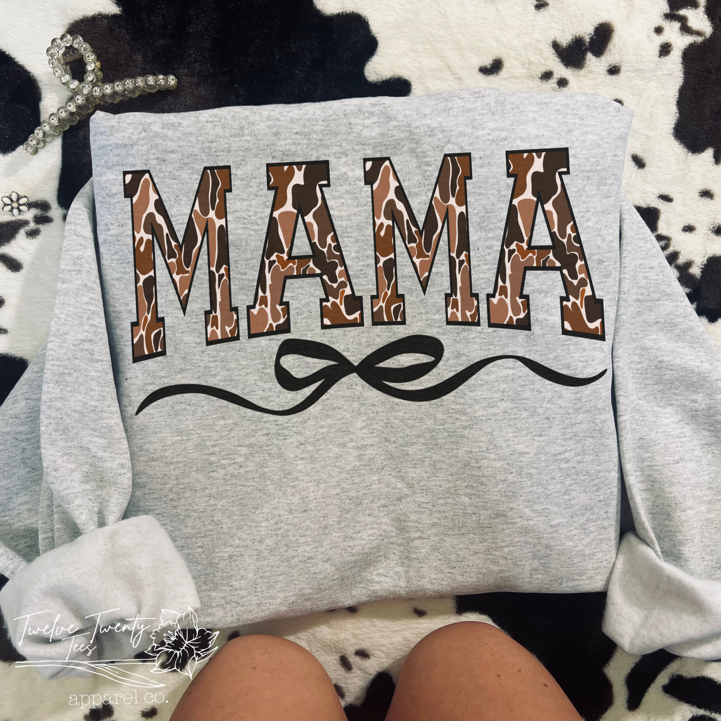 Camo mama with bow